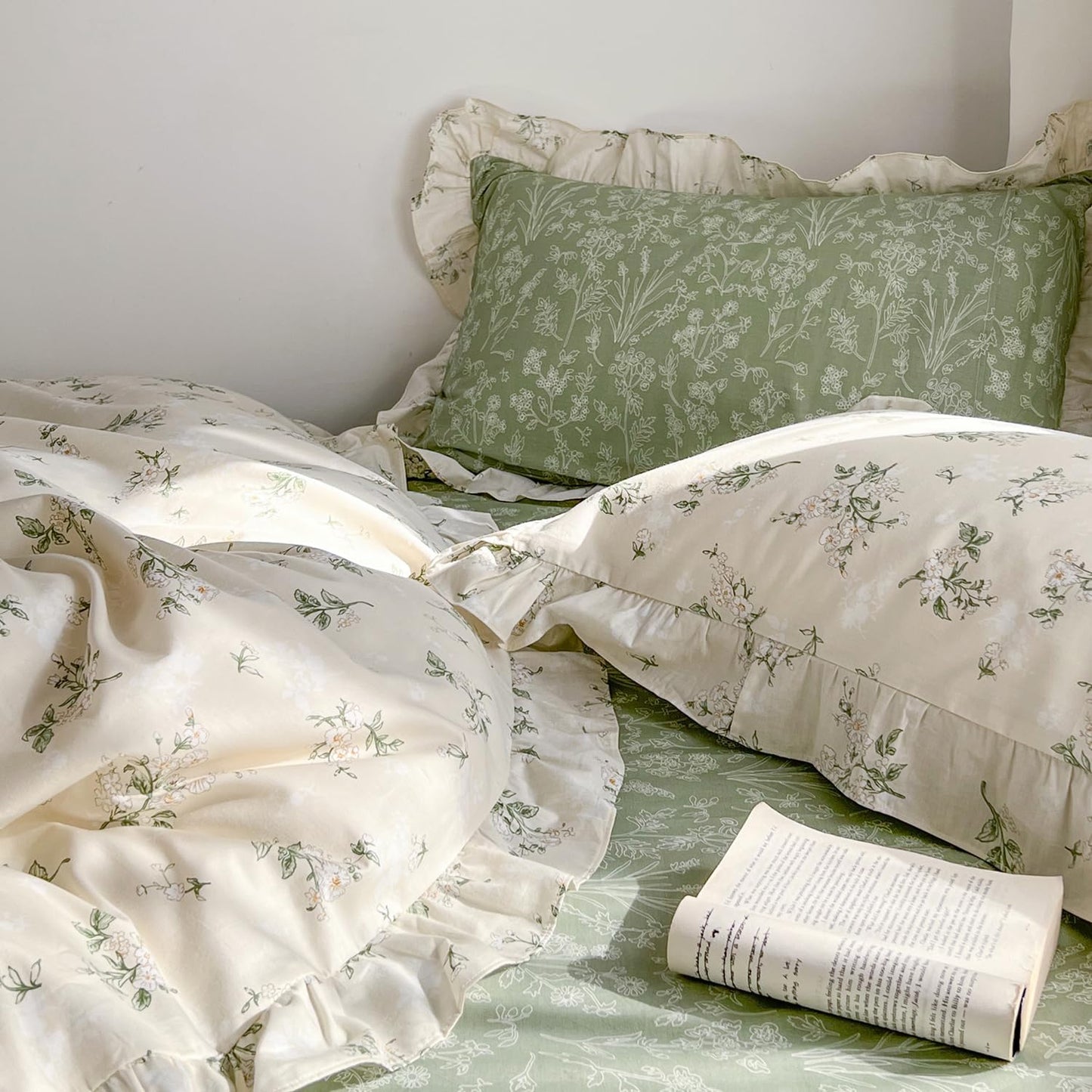 Green Garden Double-Sided Duvet Cover Set