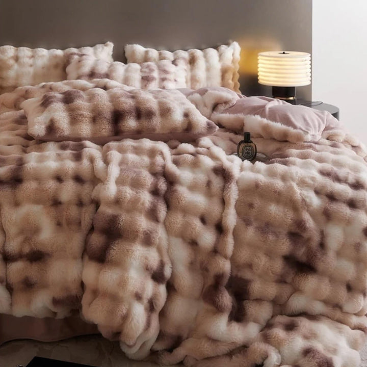Front view showcasing the luxurious duvet cover and material of the 'Arctic Faux Fur Bedding Set' in cinnamon, highlighting the soft, plush faux fur fabric and rich brown and beige color. The set adds a cozy and elegant touch to any bedroom, offering both comfort and style.