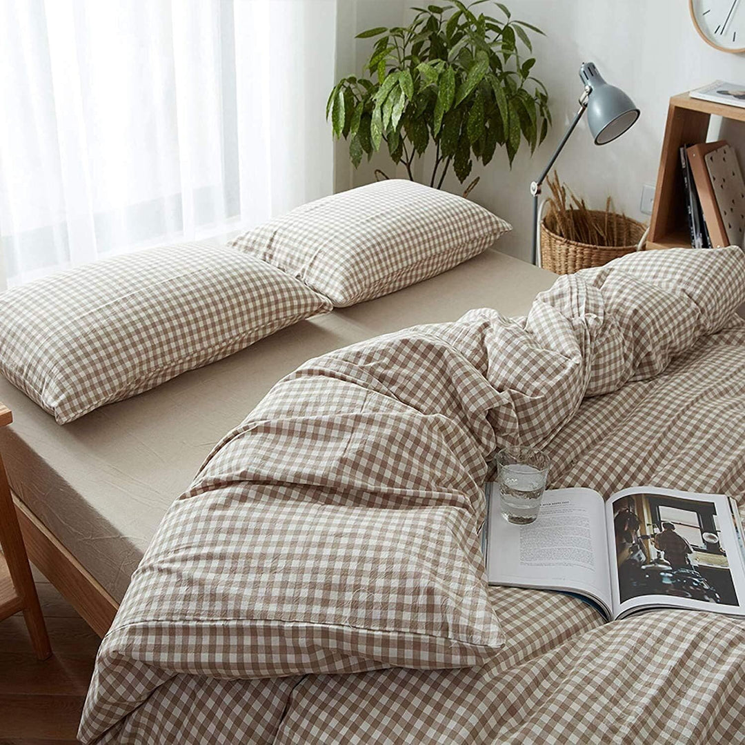 Close-up of VibeCore Aesthetic Brown Gingham Duvet Cover Set in full view, showcasing the timeless brown gingham check pattern and soft, breathable fabric, adding a cozy, rustic charm to your bedroom decor.