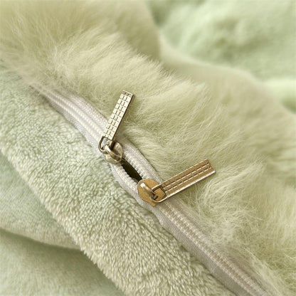 Close-up of the zipper on the VibeCore Snuggle Supreme Bedding Set in color Matcha Green, showcasing the durable, high-quality zipper for easy use and a seamless look.