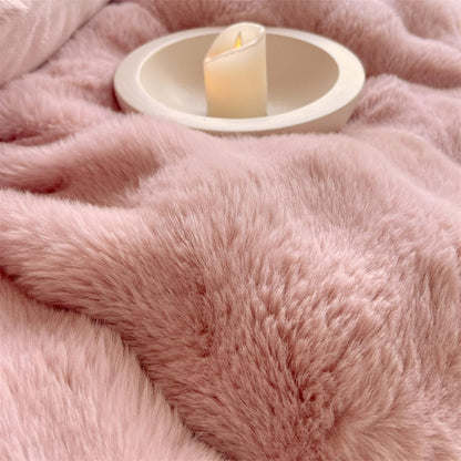 Close-up of the plush material used in the VibeCore Snuggle Supreme Bedding Set in the color Rose, highlighting the ultra-soft, breathable milk fibre fabric that offers luxurious comfort and a hypoallergenic sleep experience.