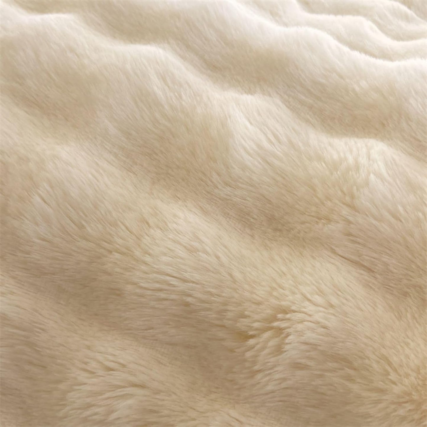 Close-up of the plush material used in the VibeCore Snuggle Supreme Bedding Set in the color white, highlighting the ultra-soft, breathable milk fibre fabric that offers luxurious comfort and a hypoallergenic sleep experience.