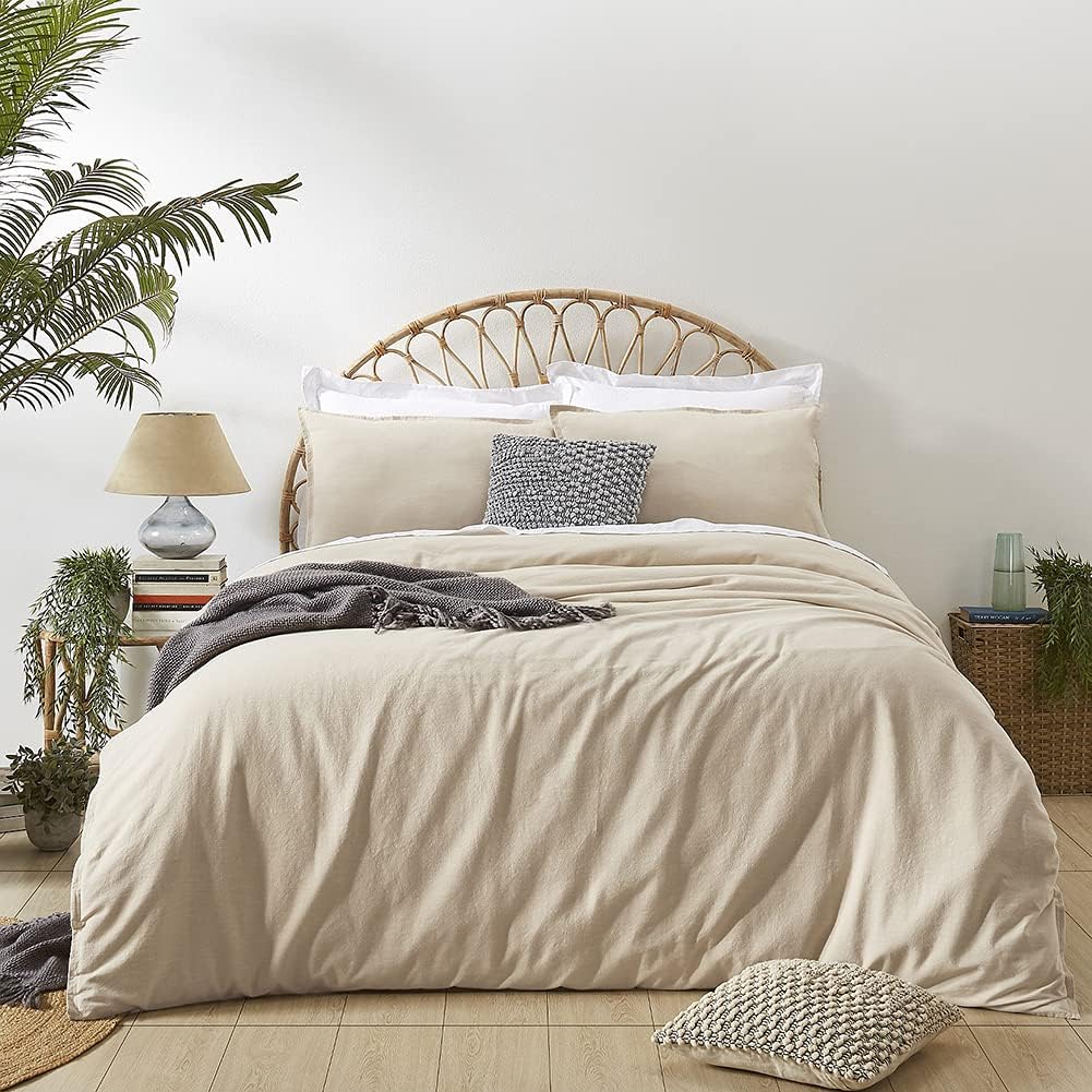 VibeCore Aesthetic Solid Comfort Duvet Cover Set in Beige, offering a chic and minimalist design for a clean, stylish look in any bedroom. Its soft texture and neutral tone create a cozy atmosphere that complements any decor.