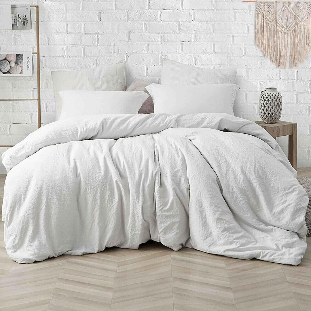 
The "VibeCore Aesthetic Solid Comfort Duvet Cover Set in White" offers a serene and stylish touch to any bedroom. With its clean, minimalist design and soft, breathable fabric, this duvet cover set provides both comfort and aesthetic appeal. The all-white finish enhances a fresh, airy vibe, making it a perfect choice for those seeking a serene and cozy retreat. The simplicity of this set allows for versatile styling, whether paired with soft textures or bold accents for a modern, relaxed look.