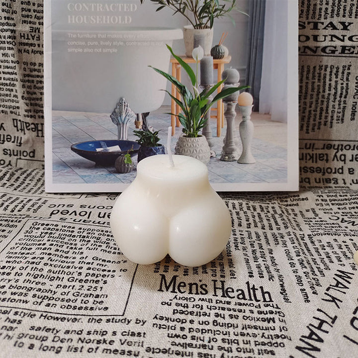 Crafted from premium soybean wax, this playful white booty candle adds a fun and unique touch to your space, combining whimsical design with a soothing aroma for a relaxed atmosphere.
