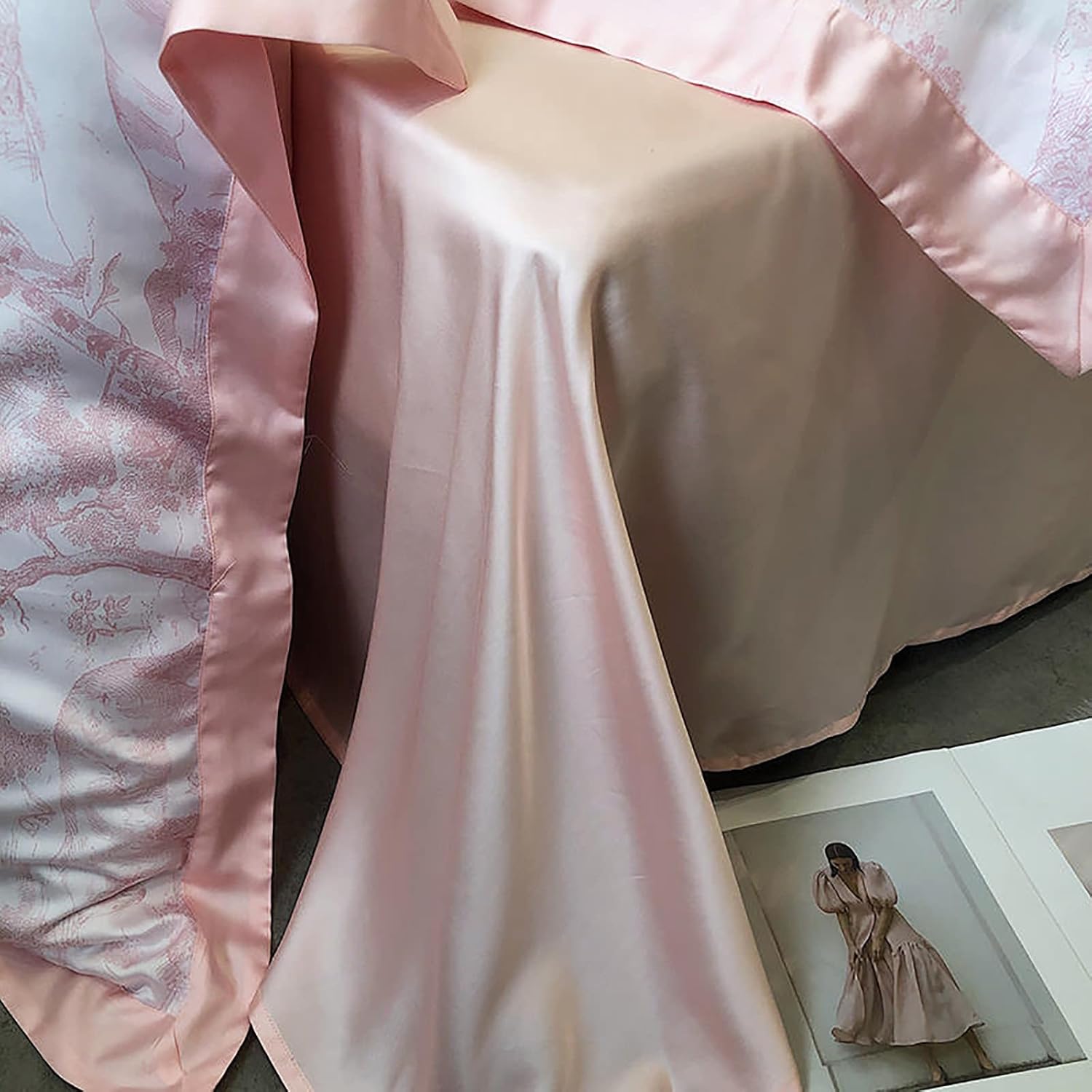 VibeCore Cooling Lyocell French Toile Duvet Cover Set Baby Pink Sheet Close Up