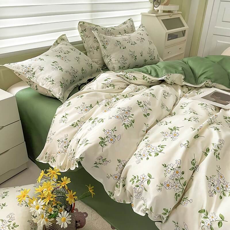 Side view of the VibeCore Cottagecore Chamomile Flower Duvet Cover Set, showcasing its delicate chamomile floral pattern and soft, breathable fabric, perfect for adding an aesthetic and vintage vibe to any bedroom or dorm decor.