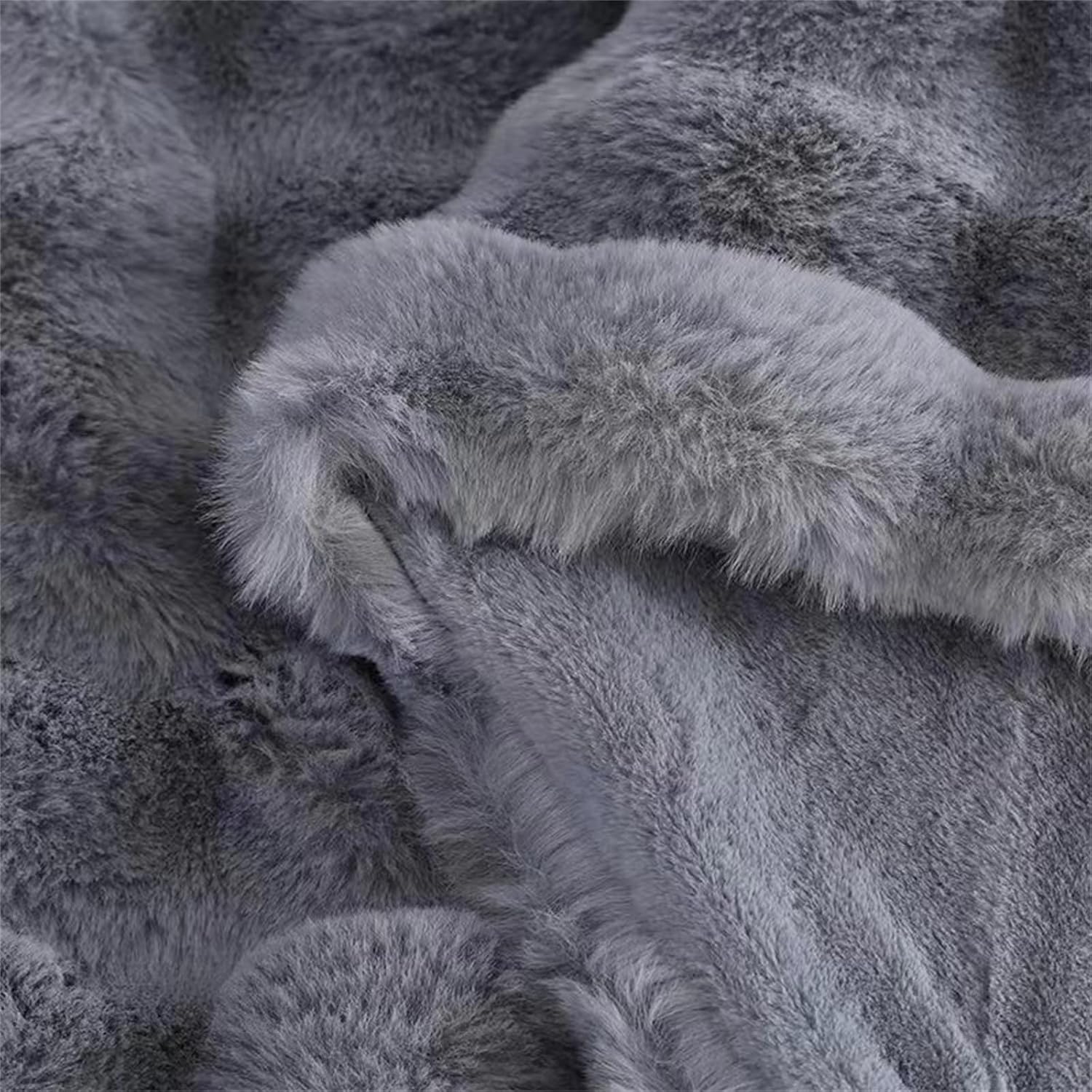 VibeCore Marshmallow Ultra Plush Blanket Gray Ultra Close Up, demonstrating the thick and soft material.