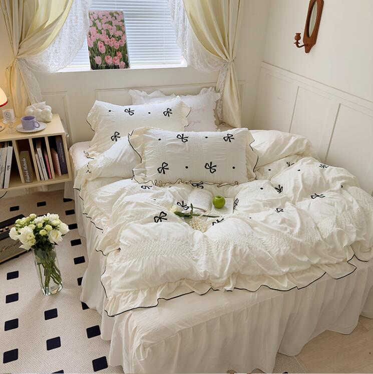 VibeCore Ribbon Ruffle Duvet Cover Set Aerial Front View