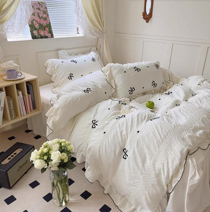 VibeCore Ribbon Ruffle Duvet Cover Set Front Right View