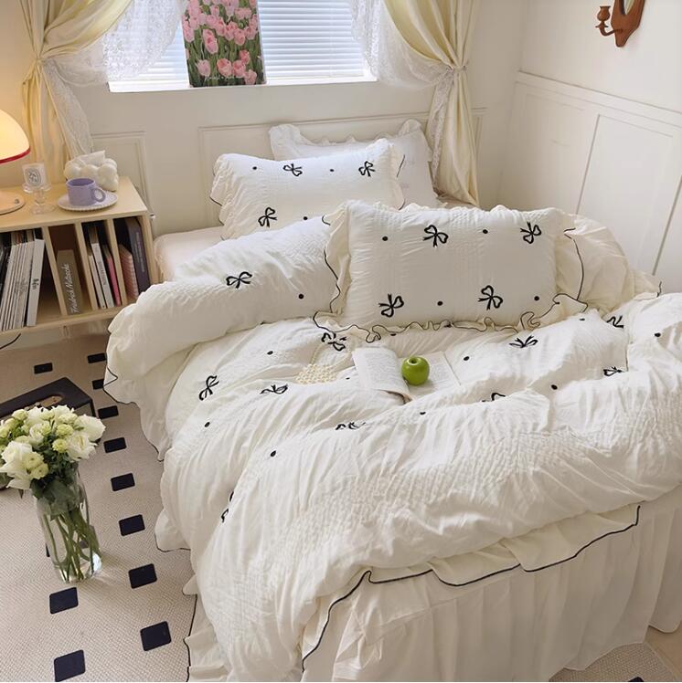 VibeCore Ribbon Ruffle Duvet Cover Set Front View