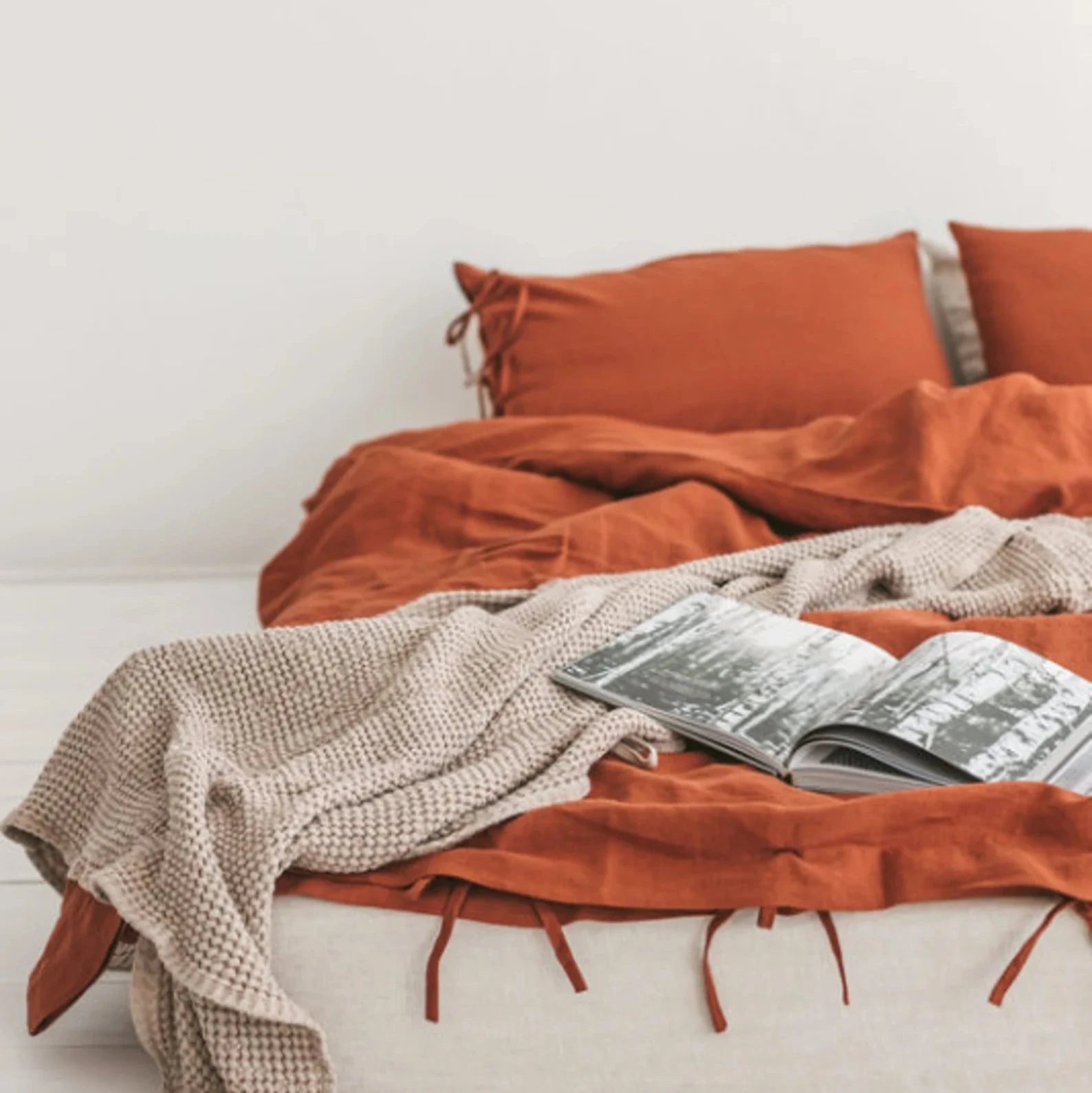 VibeCore Warm Tones Pure Linen Duvet Cover Set Burnt Orange Front View Close Up