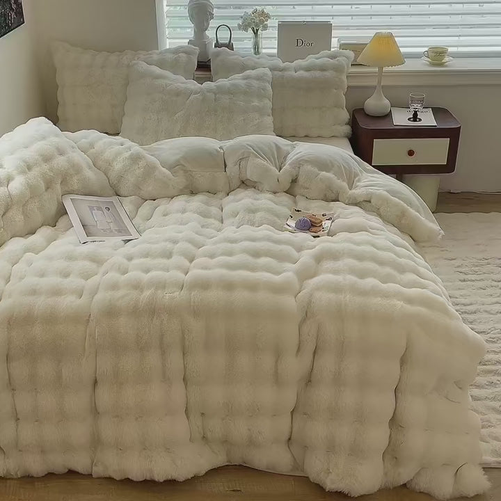 Snuggle Supreme Tufted Duvet Cover Set